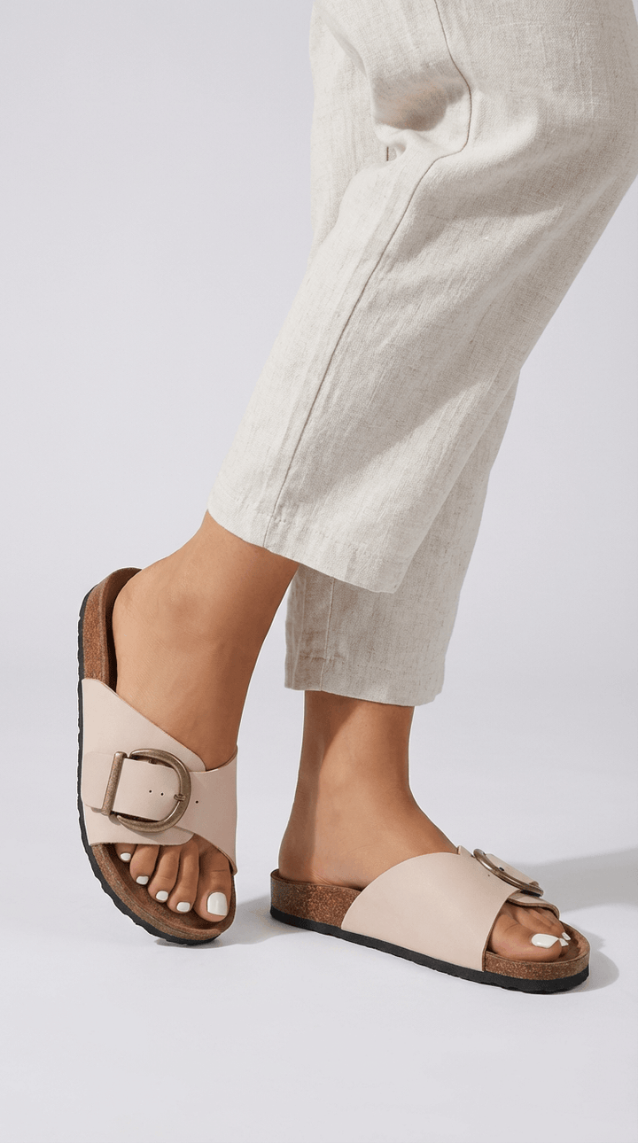 Sandalias deslizantes con hebilla