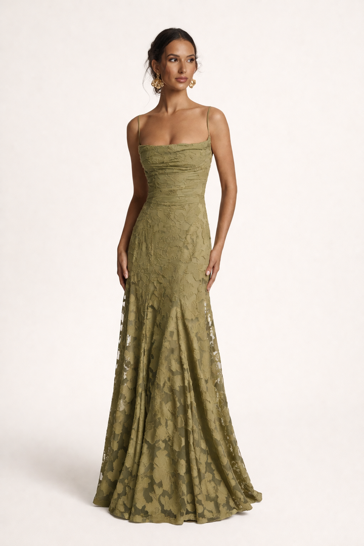 Vestido largo elegante de tirantes con escote recto - Lily