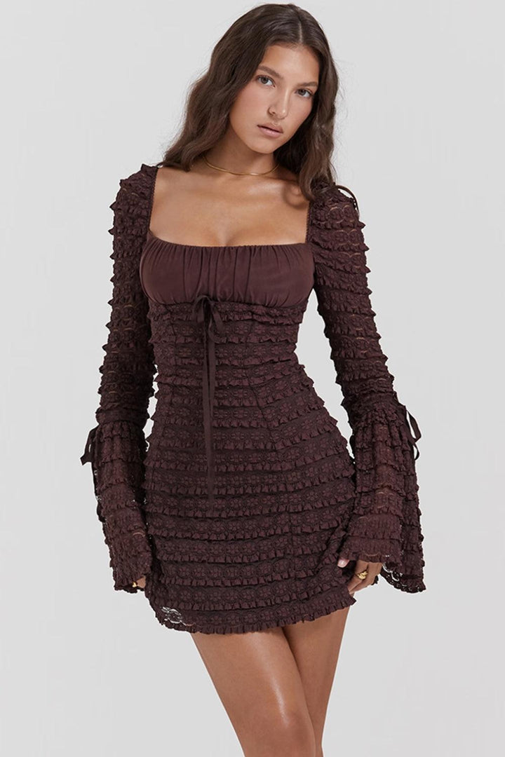 Vestido corto de mujer con fruncido y mangas largas - Signeva