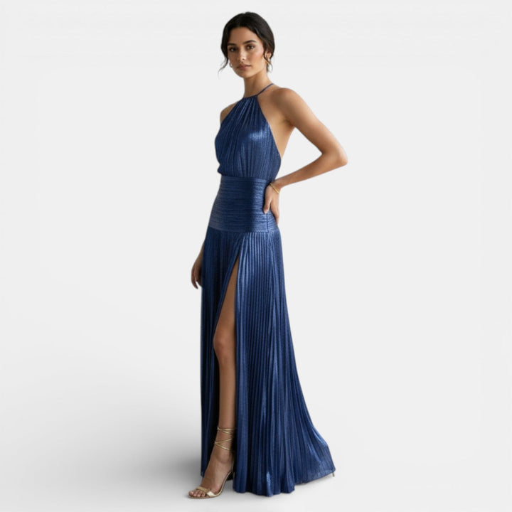 Vestido Halter Plisado con Abertura