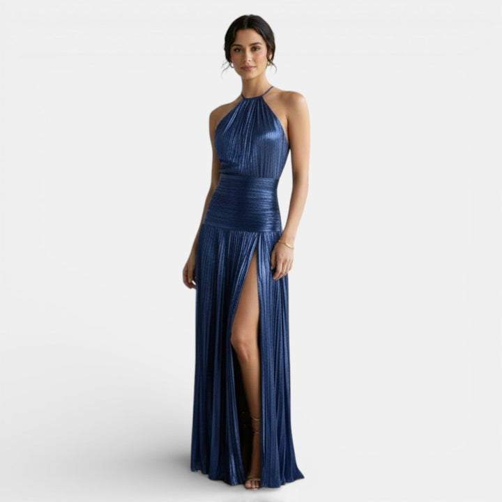 Vestido Halter Plisado con Abertura