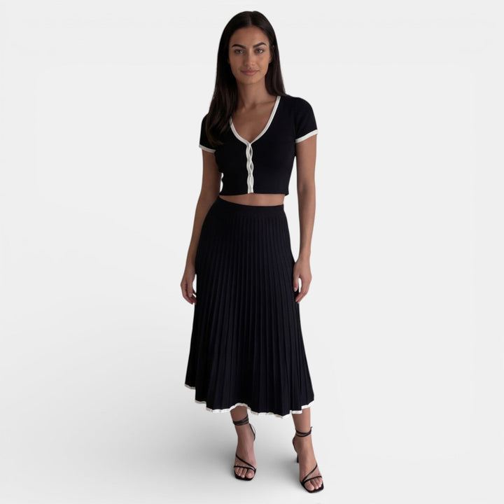 Conjunto Mujer Top Corto y Falda Cintura Alta