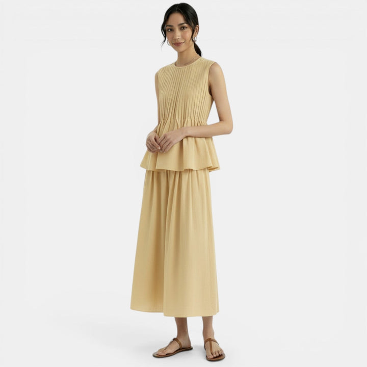Conjunto Top Sin Mangas y Falda Midi