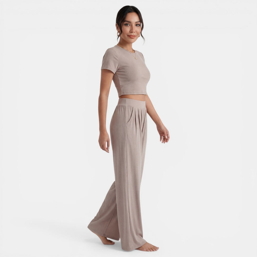 Conjunto Mujer Verano Camiseta y Pantalón