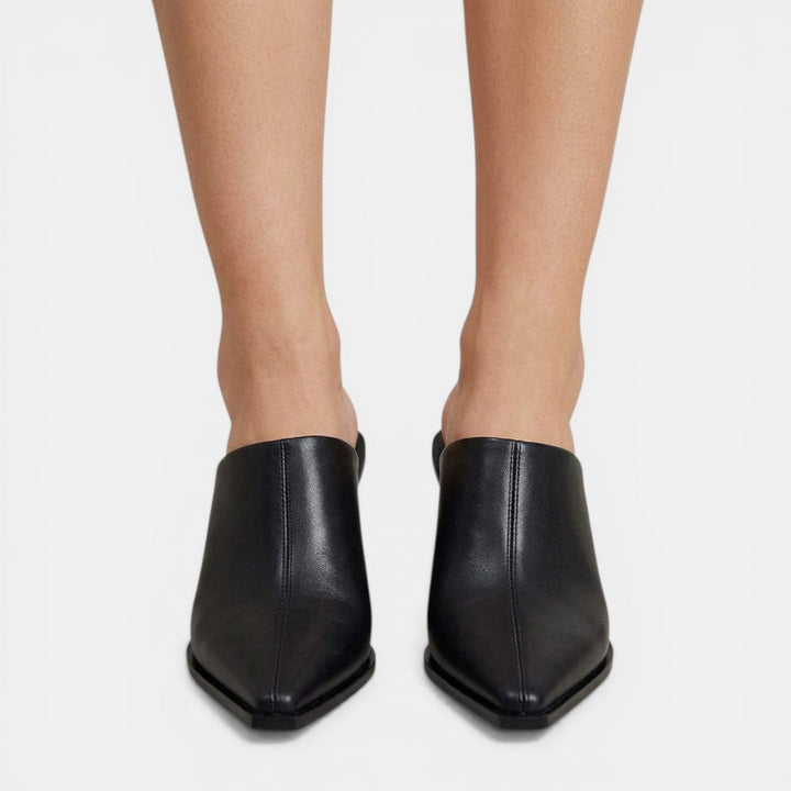 Mules Mujer Cuña Negros Piel
