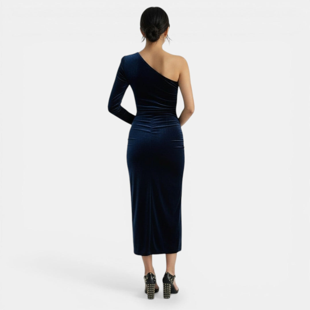 Vestido Elegante Pliegues y Abertura