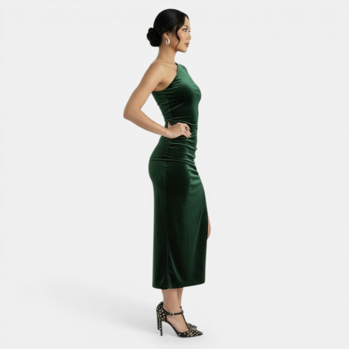 Vestido Elegante Pliegues y Abertura