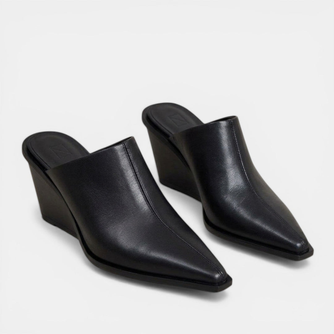 Mules Mujer Cuña Negros Piel