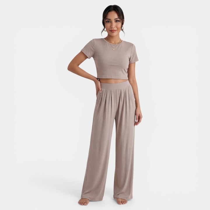 Conjunto Mujer Verano Camiseta y Pantalón